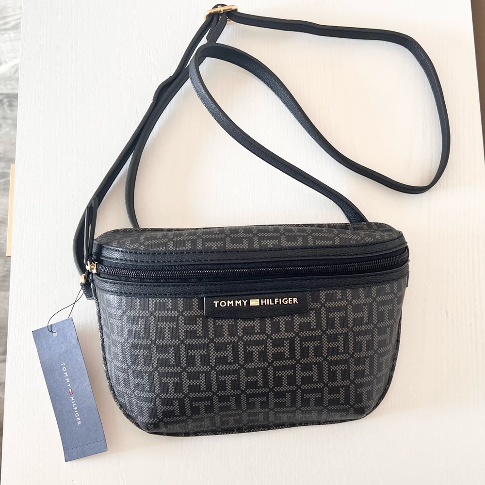 NWT Tommy Hilfiger Monogram Crossbody
